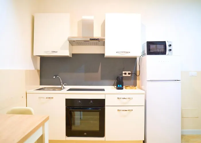 N.2 500mt Da Policlinico/10min Da Stazione * Bari